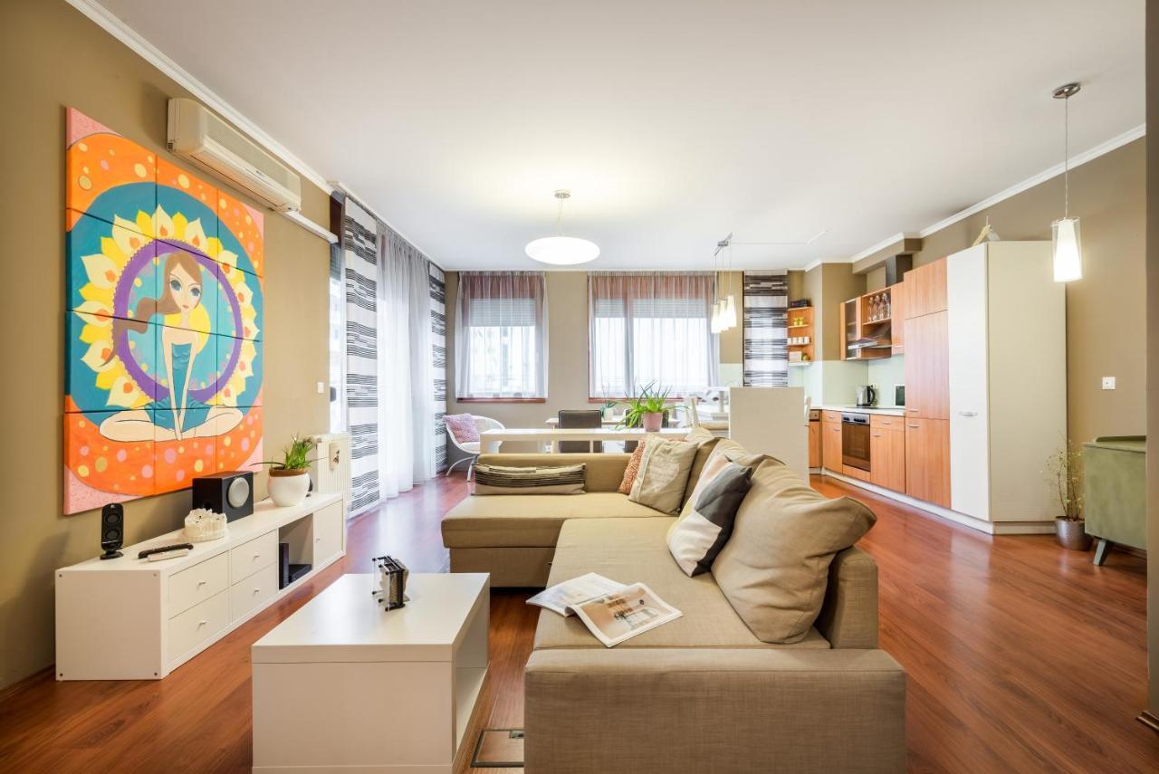 Apartment Downtown Karpat 9 Budapest Exterior photo